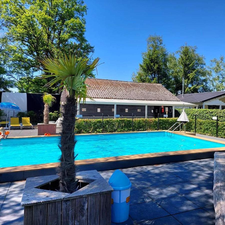 Casa Ibiza is vakantie in Drenthe Schoonebeek Buitenkant foto