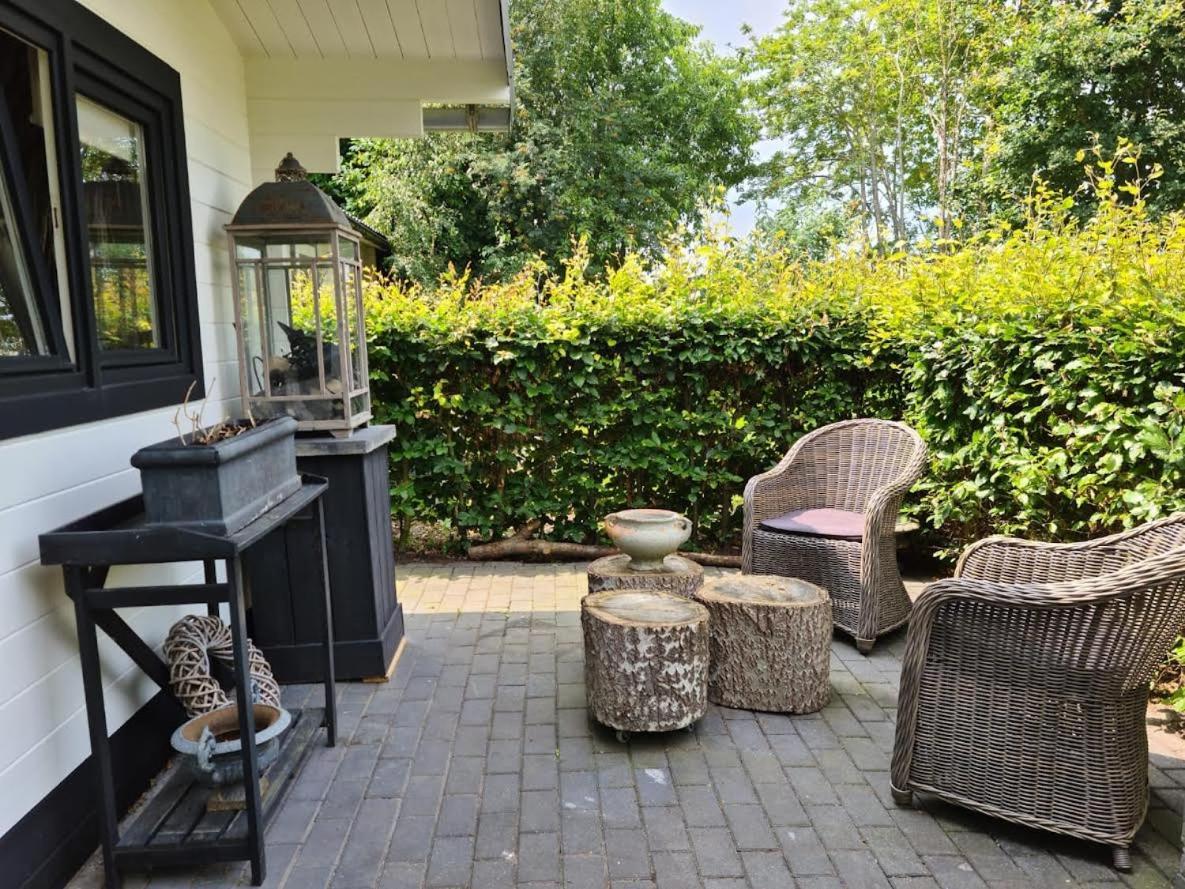 Casa Ibiza is vakantie in Drenthe Schoonebeek Buitenkant foto